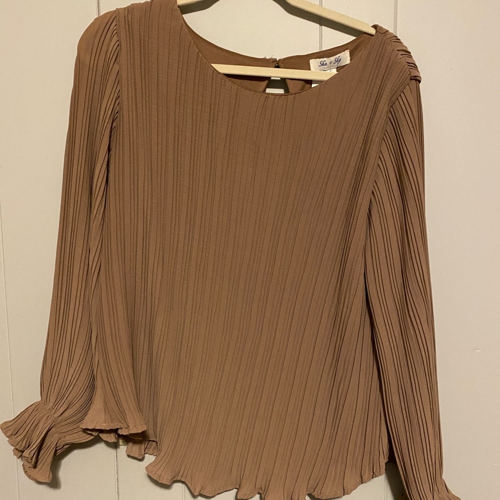 Women’s blouse
